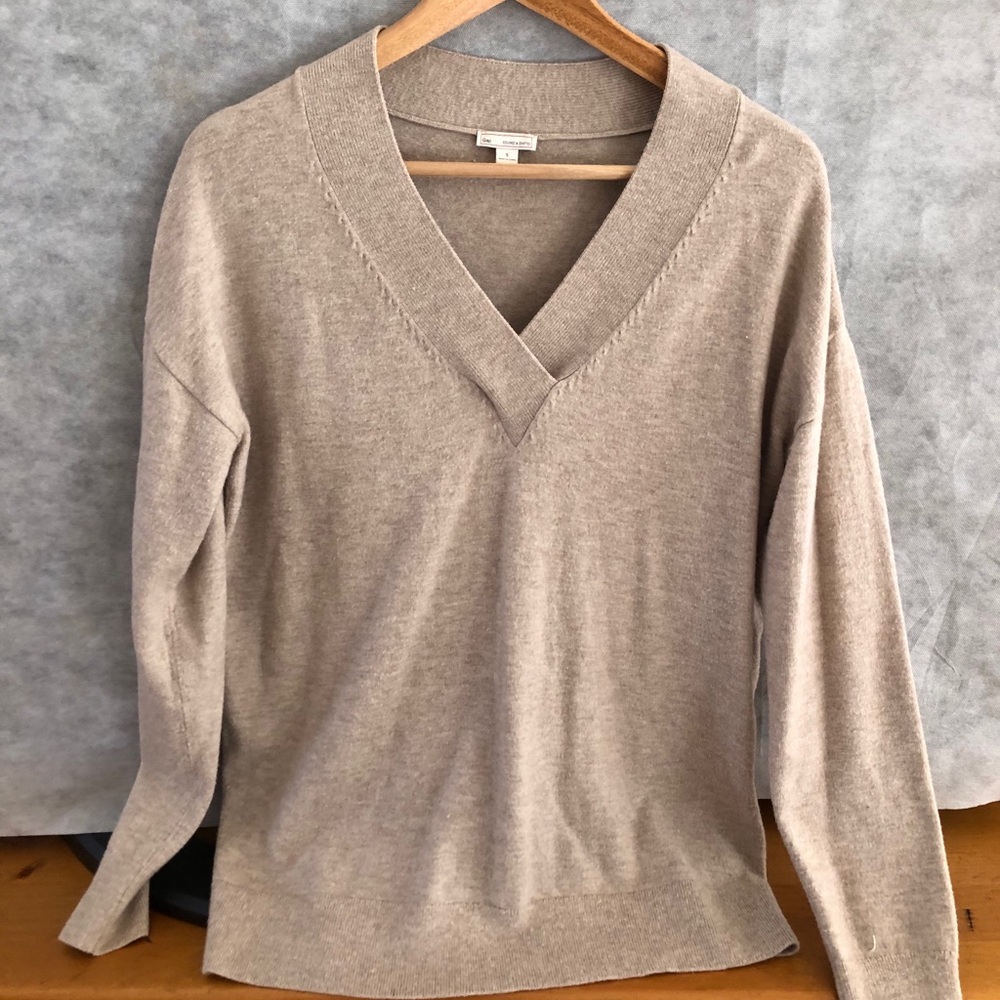 Gap Sweater